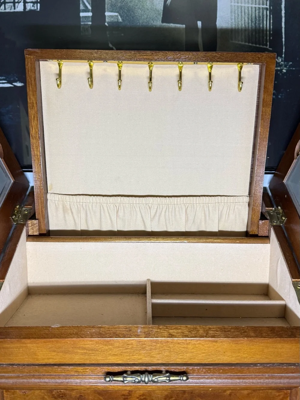 Vintage 1980s Rosalco Wooden & Floral Etched Jewelry Box 3 Tier With Pull Out